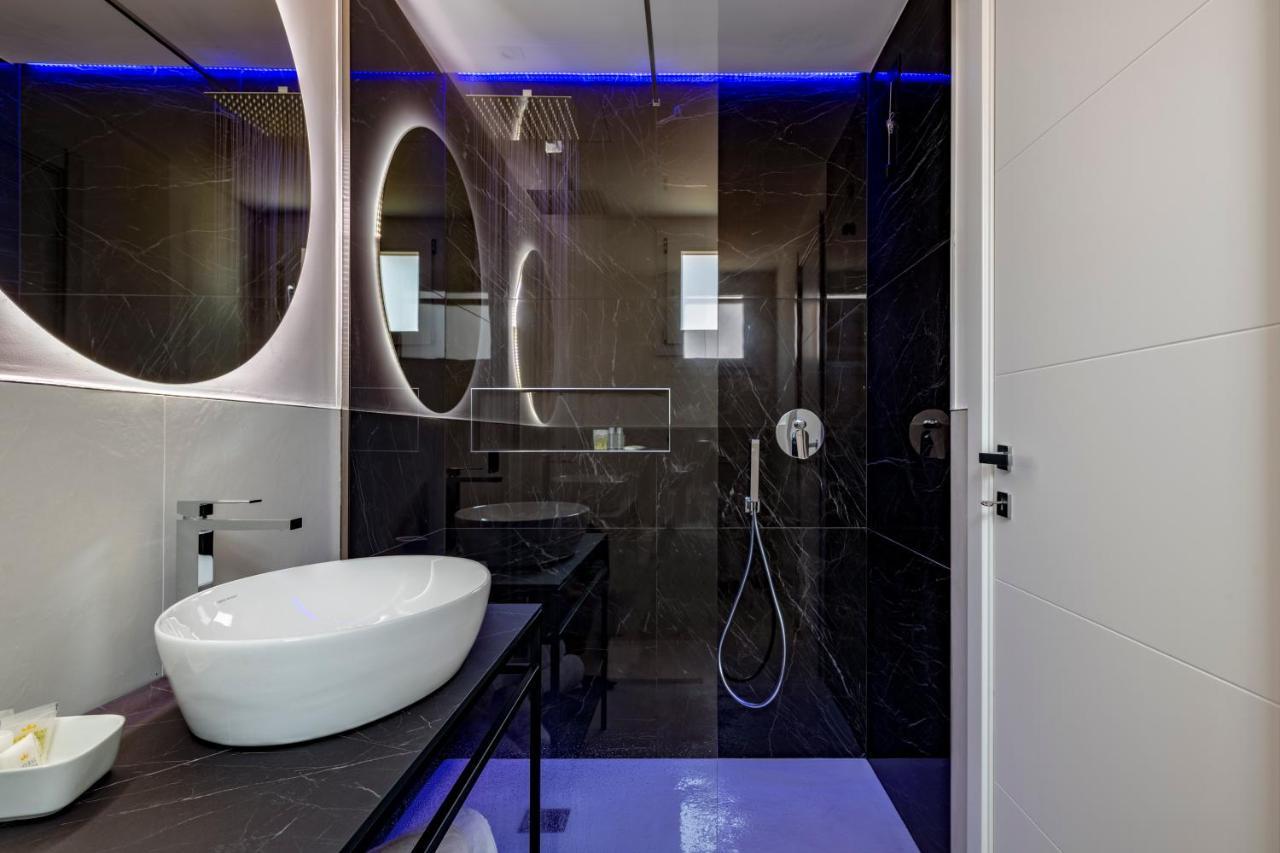 Cara A Bentu - Charming Rooms ตอร์โตลี ภายนอก รูปภาพ