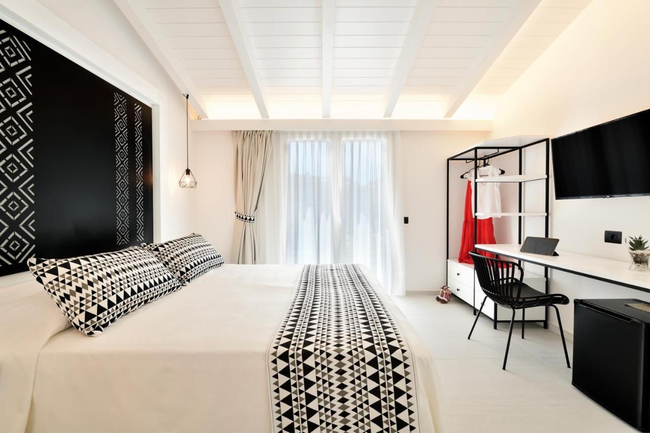 Cara A Bentu - Charming Rooms ตอร์โตลี ภายนอก รูปภาพ