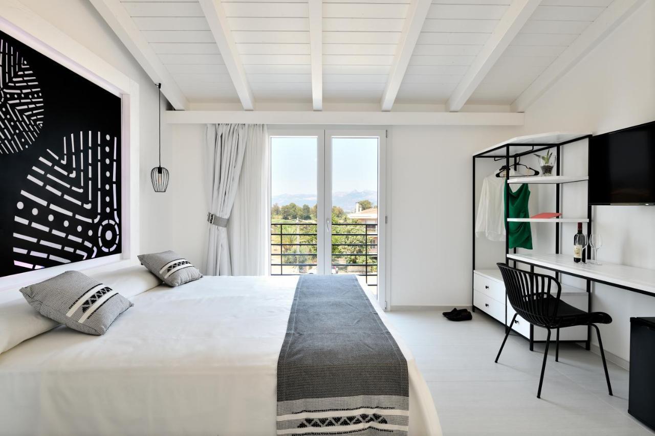 Cara A Bentu - Charming Rooms ตอร์โตลี ภายนอก รูปภาพ